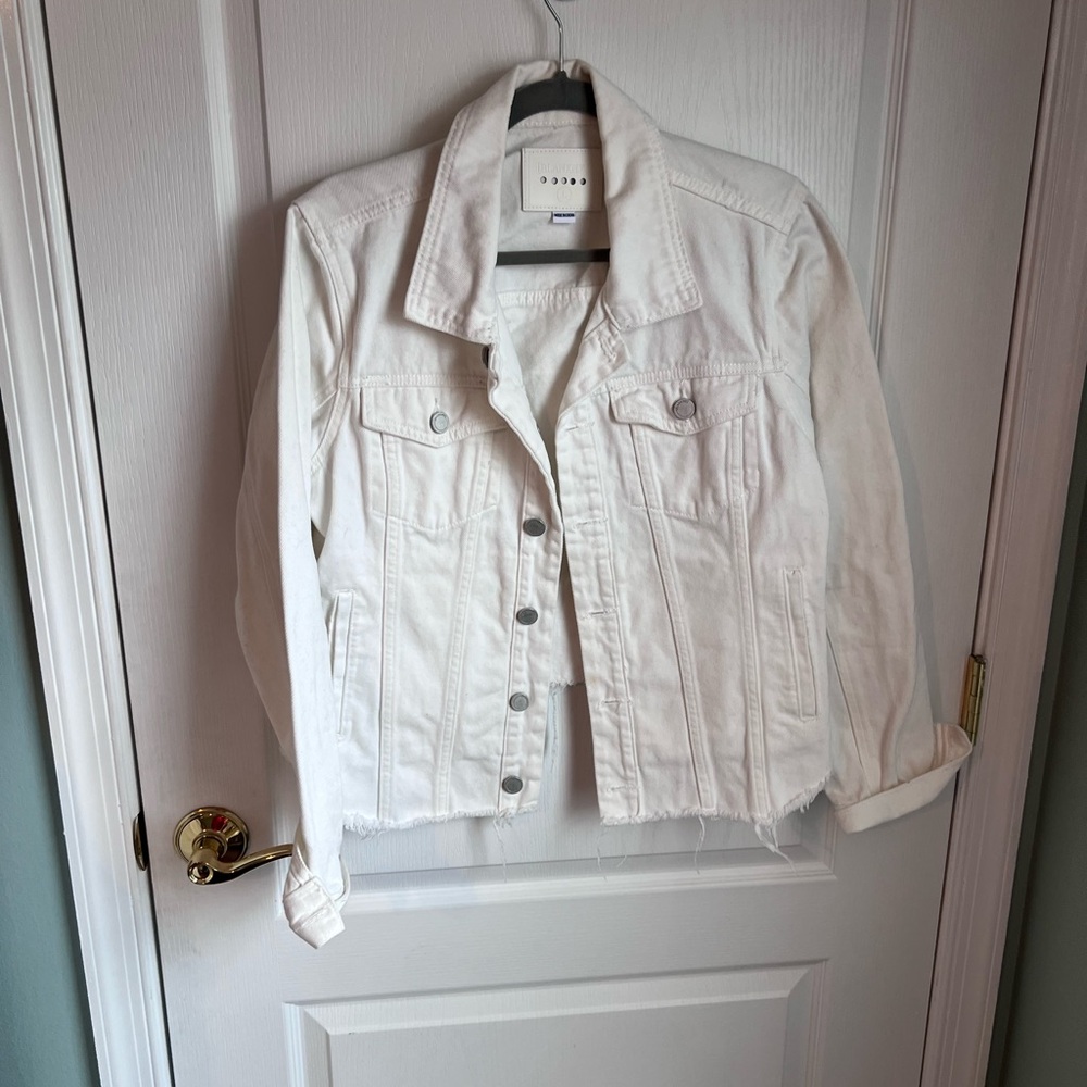☀️EUC Blank NYC White Denim Jacket L